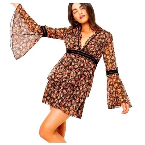 Nasty Gal Dresses & Skirts - Nasty Gal Collection Floral Mini Dress Bell Sleeve Boho Black Gold US 2